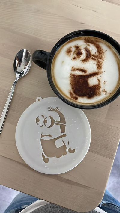 latté kunst günstling by maegu haushalt haus modelle schergen kaffee cappuccino 3d print model - Mito3D