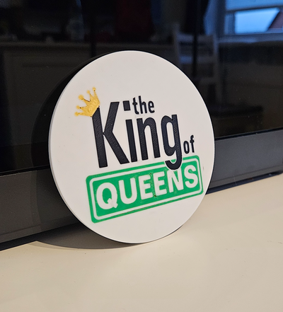 king of queens coaster by 3dprintcess household decor kevin james untersetzer zeichen logo tv serie movie television 3d print model - Mito3D