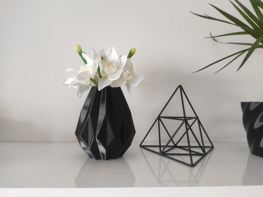 vase type 2 by trigger737 household decor decoration homedecor flowers 3d print model - Mito3D