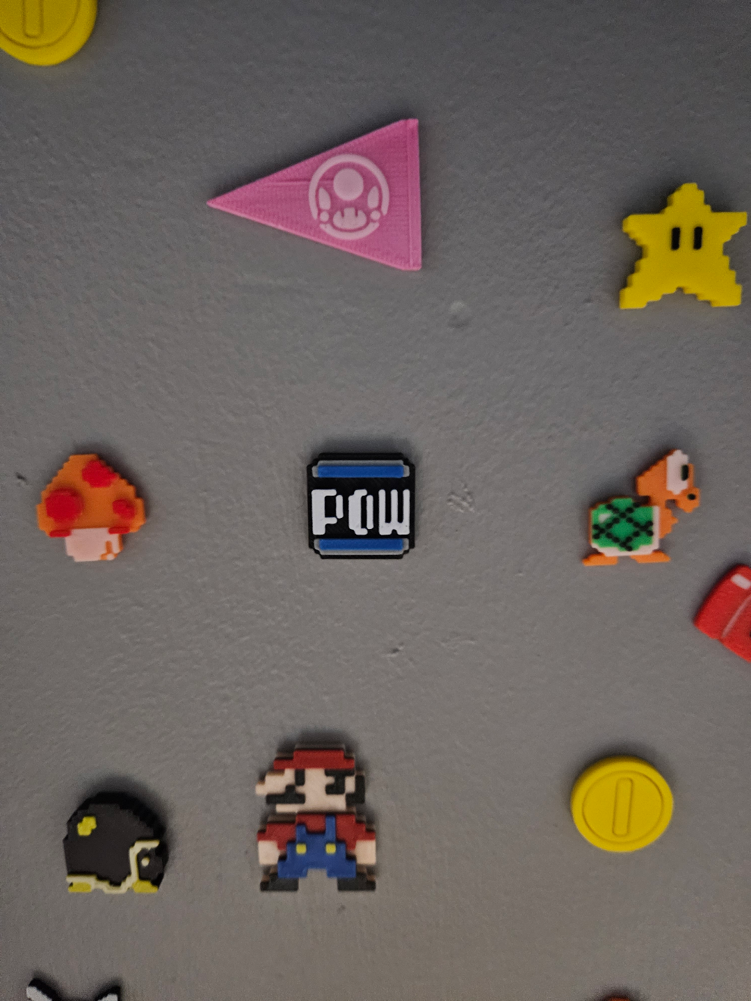 super mario pow bloquer 8bit by lonergan89 art monnaie badges 8 bit nda 3D print model - Mito3D