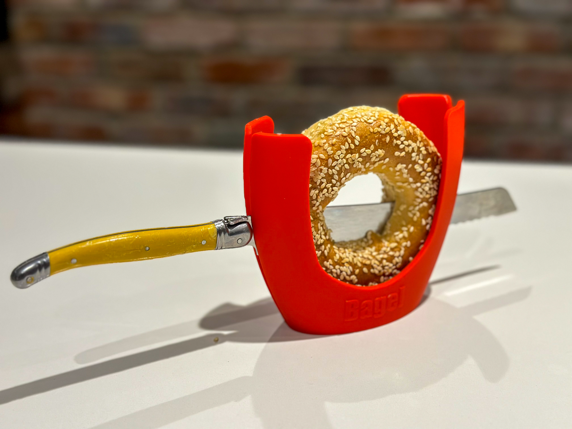 bagel allesschneider by abonnieren haushalt haus modelle cutter messer küche zubehör 3D print model - Mito3D