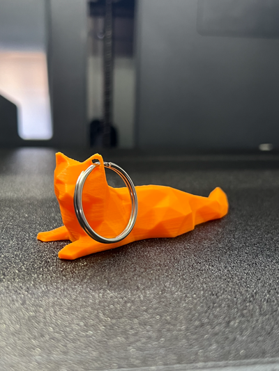 low-poly cat keychain remixed by lil ppj miniatures animals poly 3d print model - Mito3D