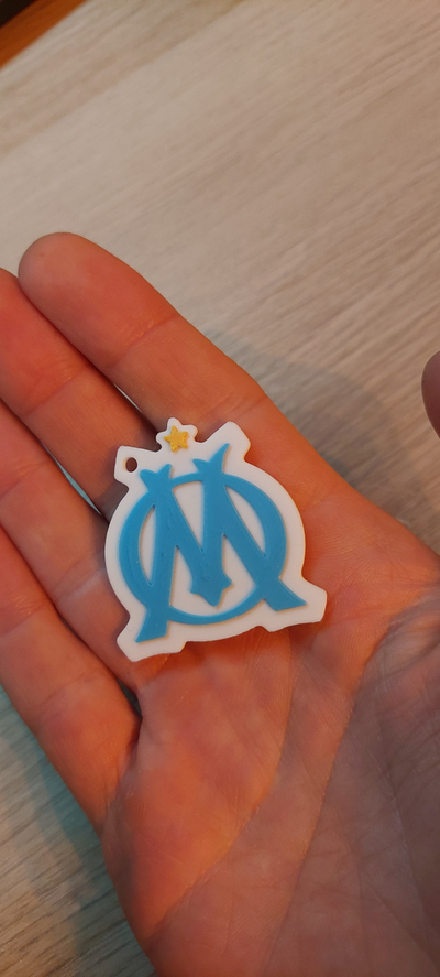 keychain porte cl om olympique marseille by piersonnico art signs & logos porte-clefs cle porteclefs foot football club 3d print model - Mito3D
