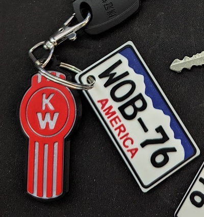 american numberplate keychain by quotidian art signs & logos usa 3d print model - Mito3D