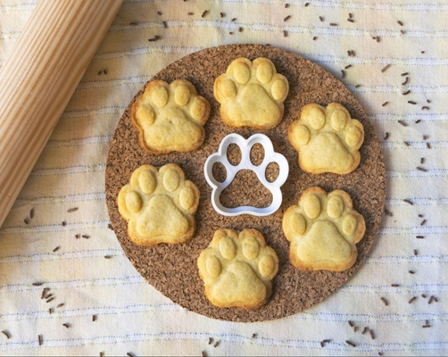 paw cookie cutter remixed by maker1o1 household house models dog cat animal cute 3d print model - Mito3D