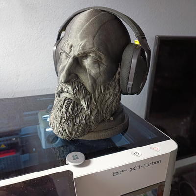 dieu of guerre kratos tête casque musique supporter by geeklabs outils organisateurs gow joueur amusement jouer mythique homme cavernes 3d print model - Mito3D