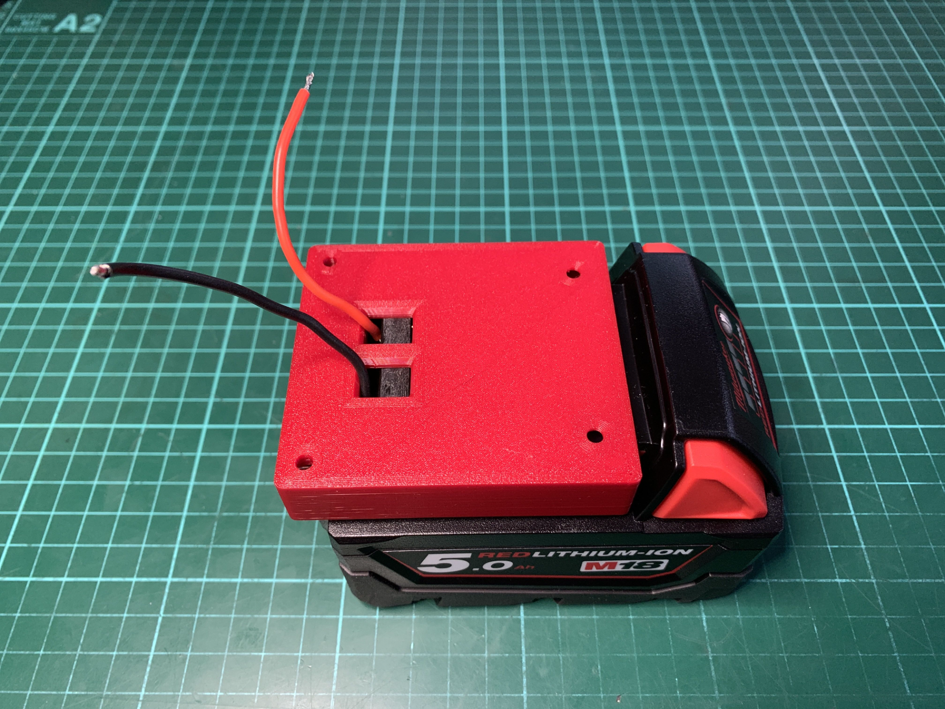 batterie verbinder milwaukee m18 by weiser werkzeuge hand 3D print model - Mito3D