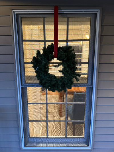 window wreath ribbon hanger by adyson88 household decor christmas 3d print model - Mito3D