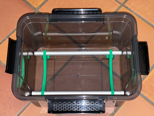 carretéis suporte ezy água prova caixa 18l ip67 by mimil 3d impressora acessórios carretel secador 3d print model - Mito3D