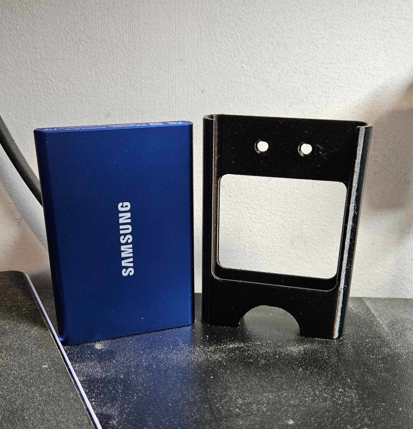 samsung t7 ssd monte by ocular dinâmico passatempo faça eletrônicos caso bainha parede dirigir sólido disco rígido armazenamento 3D print model - Mito3D