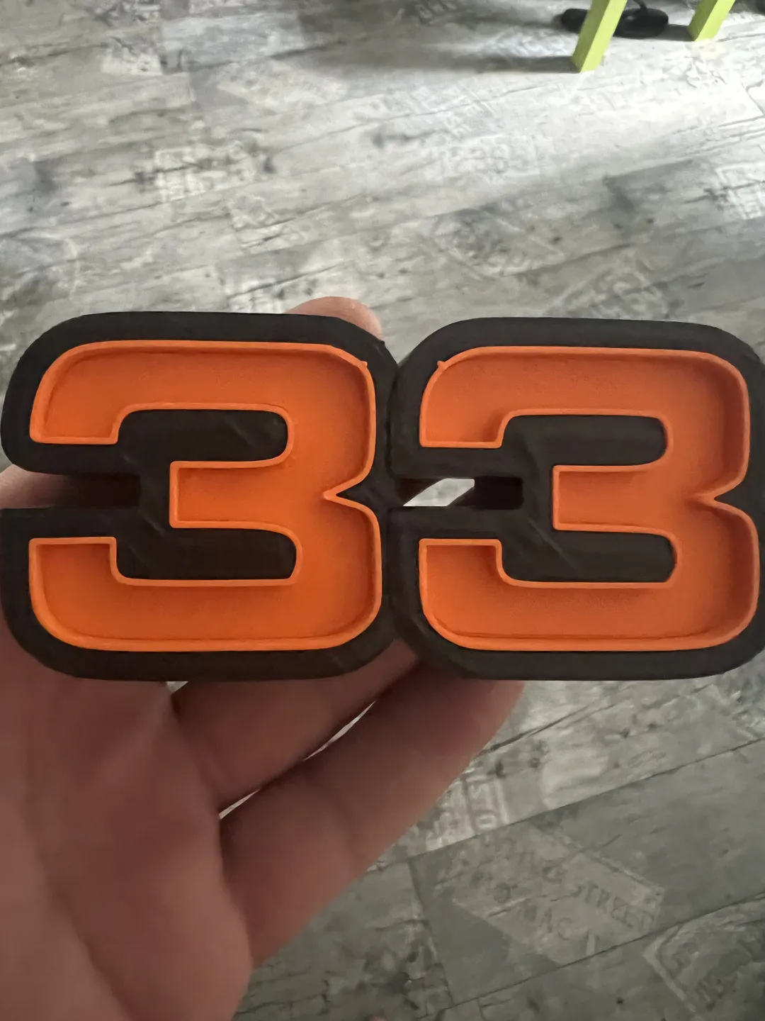 33 max verstappen by chris viyana sanat işaretler logolar 3D print model - Mito3D