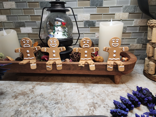 articulated gingerbread people print-in-place 2 color - ams remixed by dextarrogue household decor moving moveable positionable christmas holidays cookies print in place two 3d print model - Mito3D