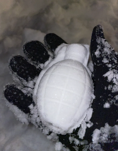 bola nieve granada fabricante by andrzej arte modelos snow pelota 3d print model - Mito3D