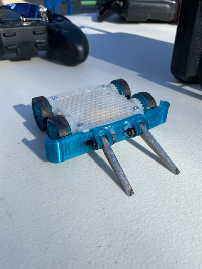 atrevido 4 roda dirigir combate robô 150 grama peso formiga by gier jeff passatempo faça robótica batalha fada 3d print model - Mito3D