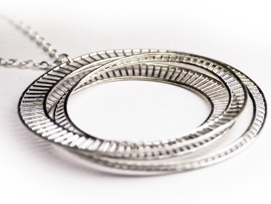 m bius architecture center dns infinity moebius necklace parametric silver sun unity jewelry pendants 3d print model - Mito3D