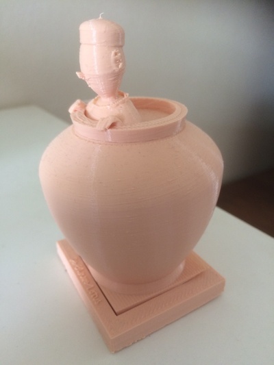 tintin in vaso forma spillo herge 3d print model - Mito3D