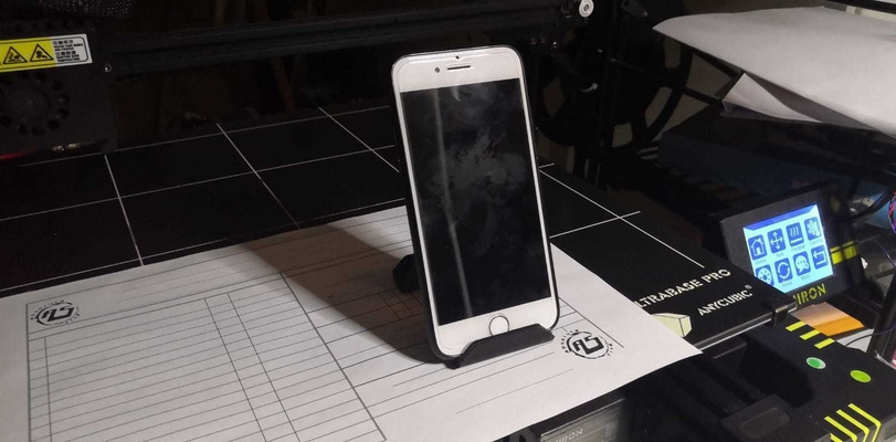 nosupports universal phonestand model1 pinshape mobile-phone-charger-watch-stand 3d print model - Mito3D
