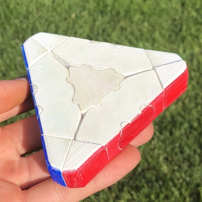 triangle sinueux puzzle forme d'épingle 3x3x3 3d print model - Mito3D