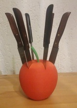 mela porta coltelli pinshape couteau stand coltello ceppo apple 3d print model - Mito3D