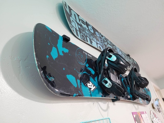 snowboard monte cg ganchos alfinete 3d print model - Mito3D