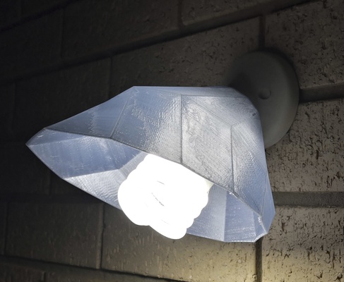 torsion loft couverture gaine incliné mur lumière forme d'épingle 3d print model - Mito3D