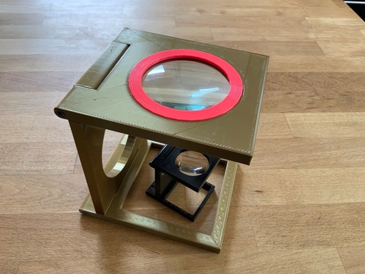 grand pliant loupe forme d'épingle magnifier folding lens linen tester 3d print model - Mito3D