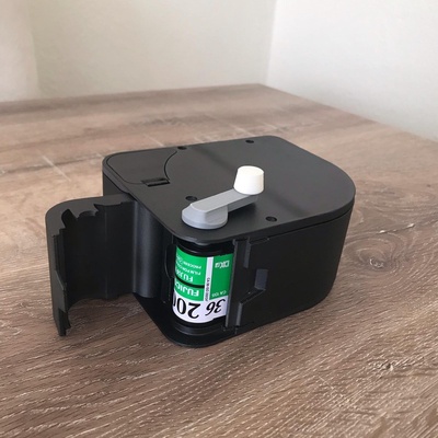 masse film chargeur forme d'épingle 3d print model - Mito3D