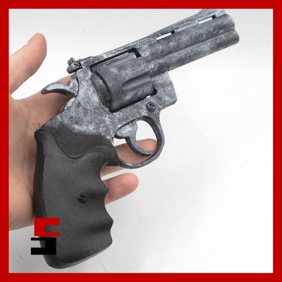 snub naso revolver puntello pistola forma spillo 3d print model - Mito3D