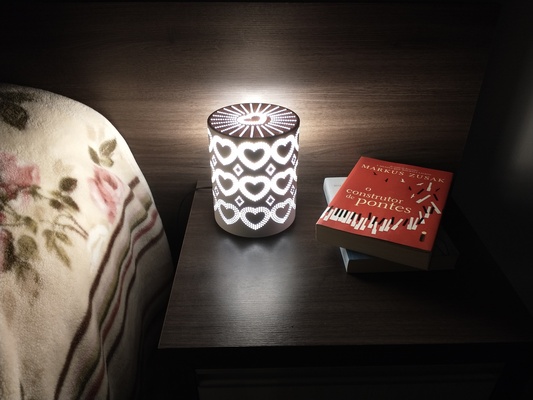 cœur l'amour table lampe forme d'épingle 3d print model - Mito3D