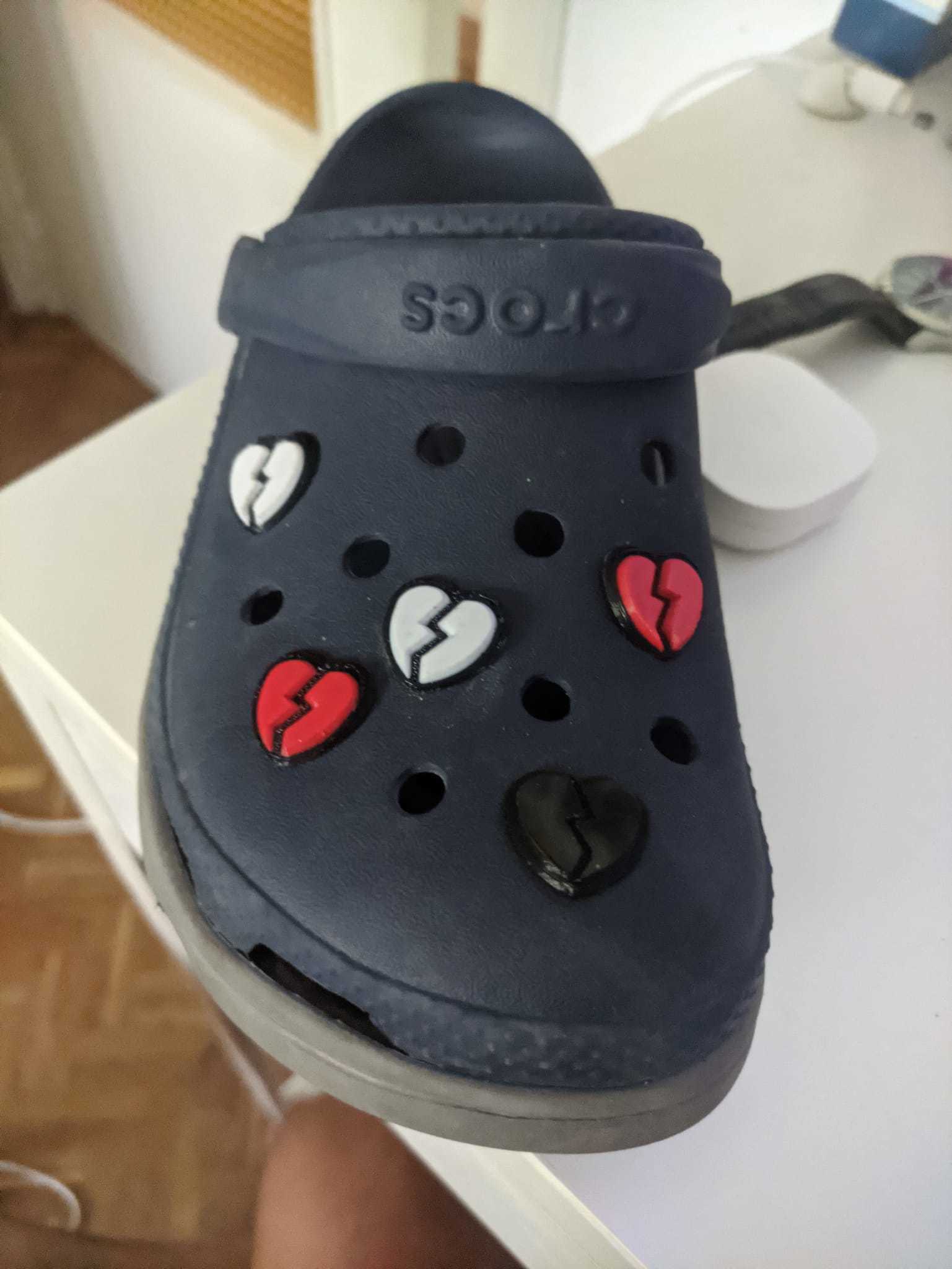 pin crocs coraz n roto pinshape 3D print model - Mito3D