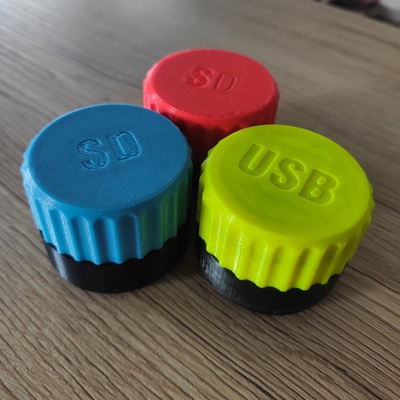 sd usb card holder forma alfiler usb 3d print model - Mito3D