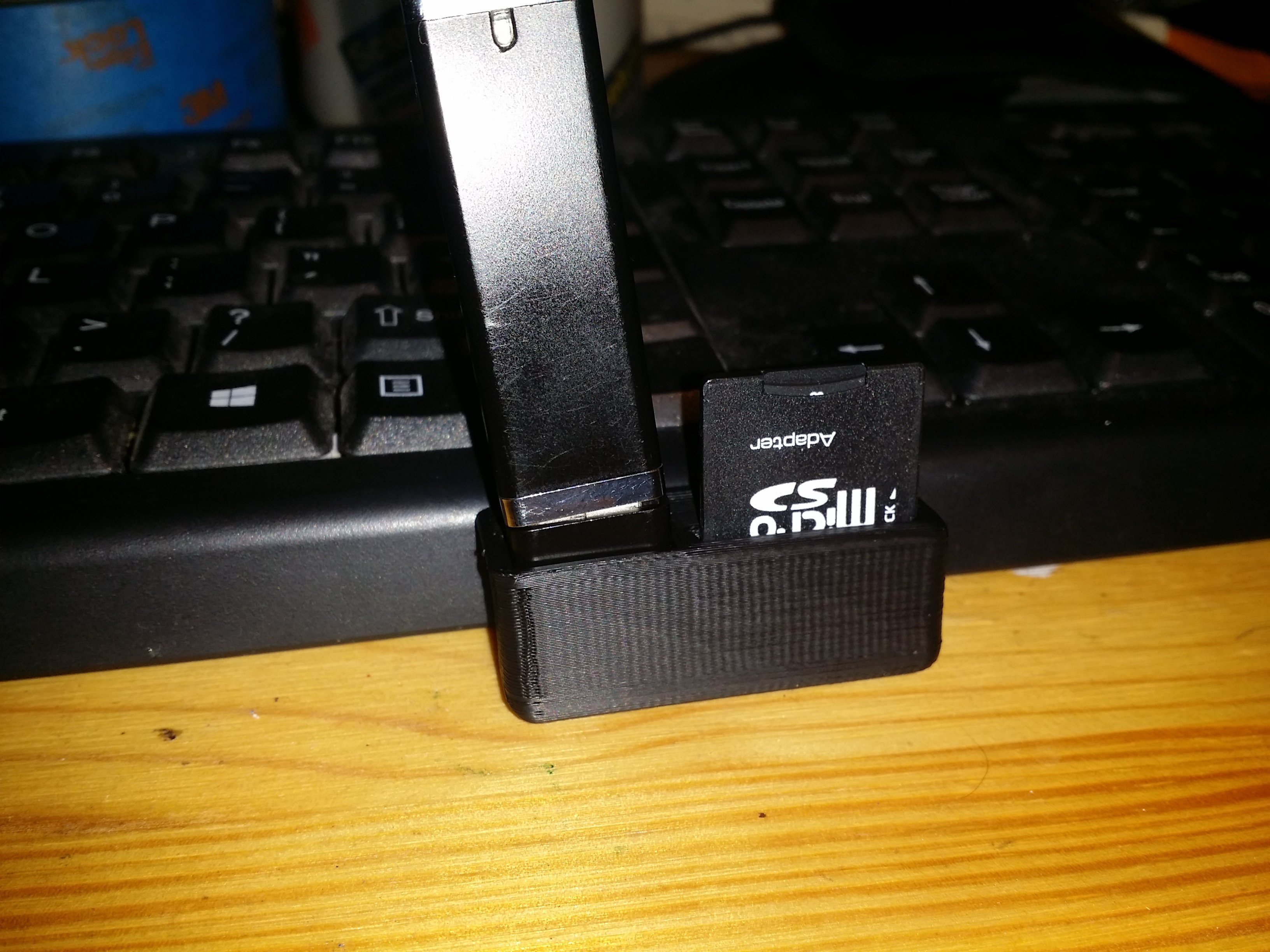 sd card flash drive holder pinshape 3D print model - Mito3D