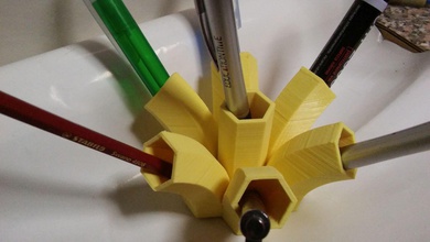 flower penholder pinshape madeinitaly organizer desk design pencil pen office house printing 3d 3d print model - Mito3D