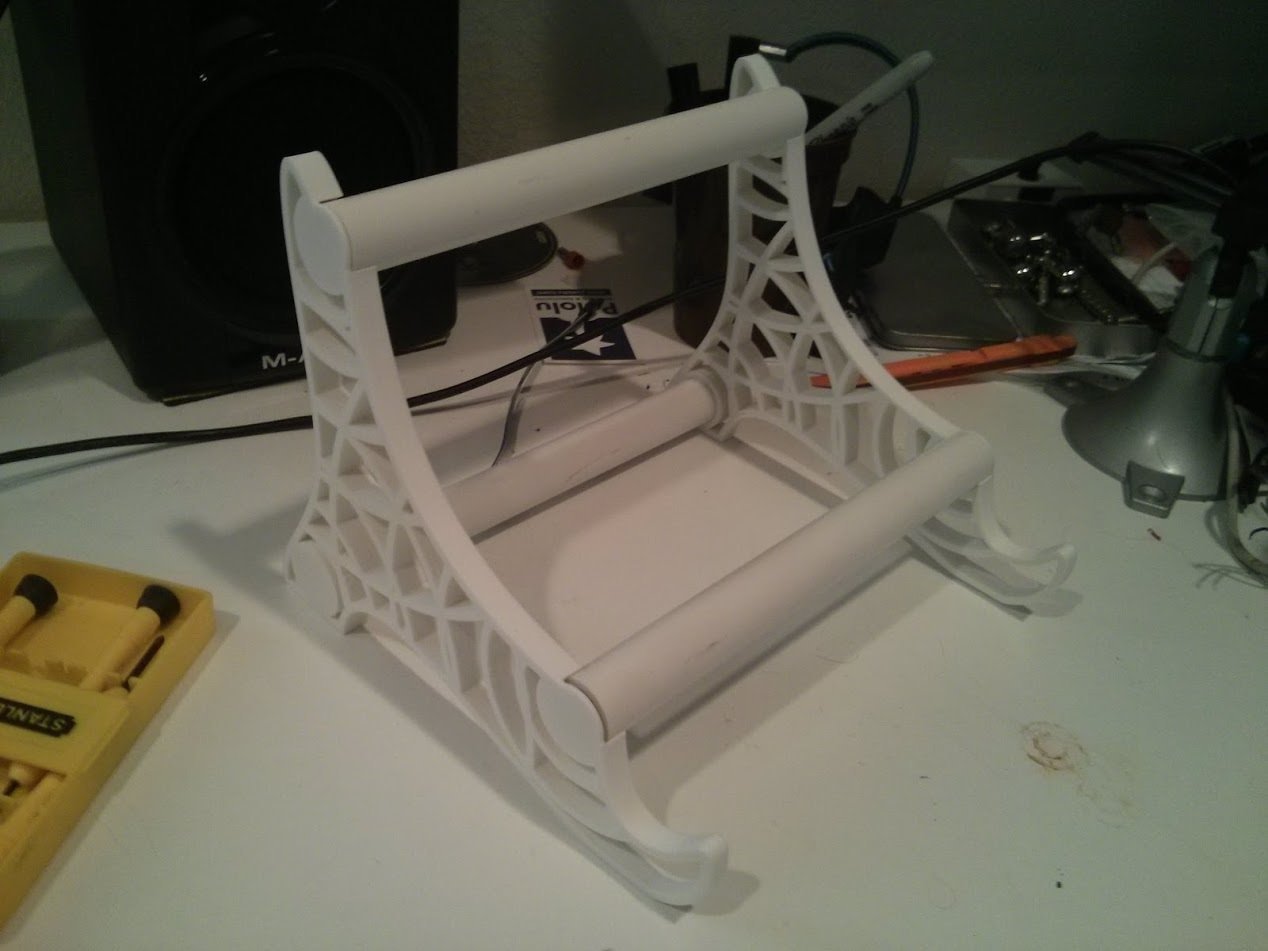macbook pro stand pinshape laptop-stand laptop 3D print model - Mito3D