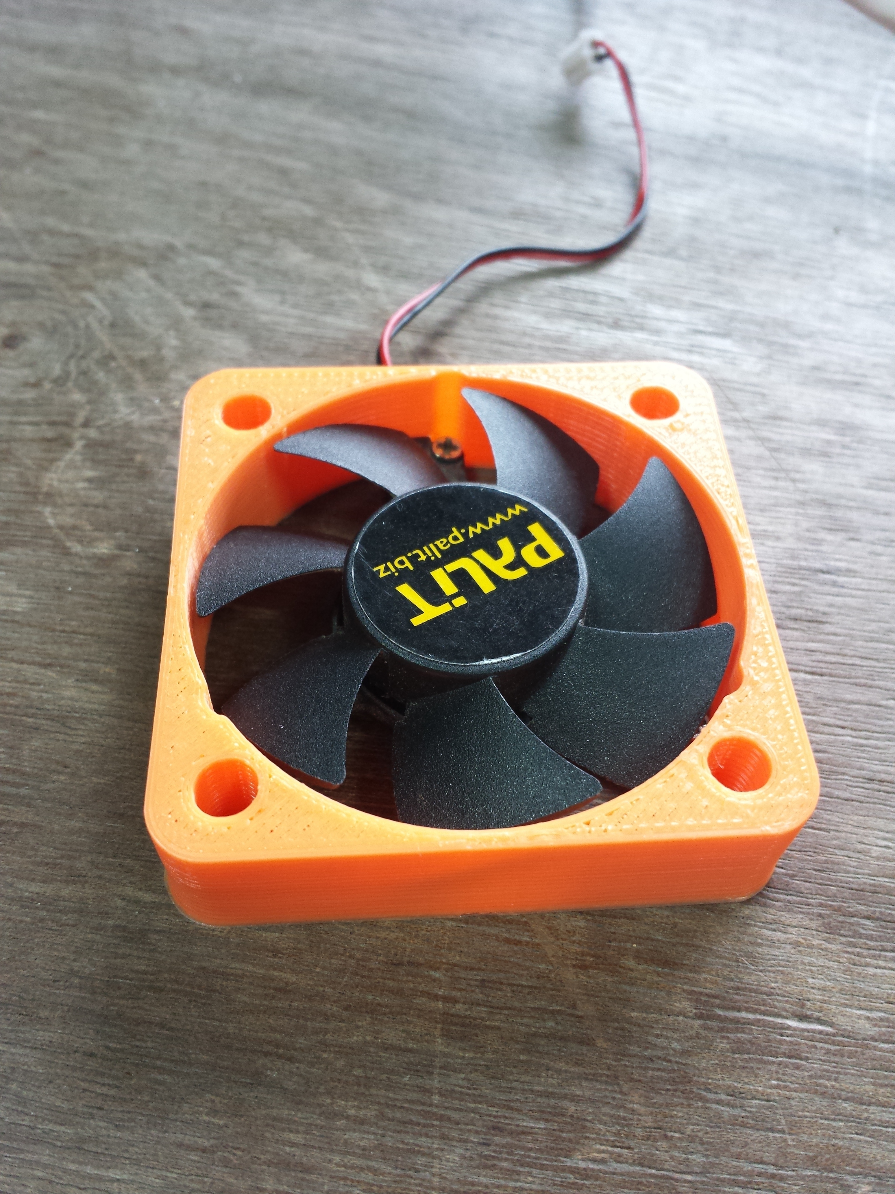 gpu 50mm fan l'adaptateur pinshape 3D print model - Mito3D