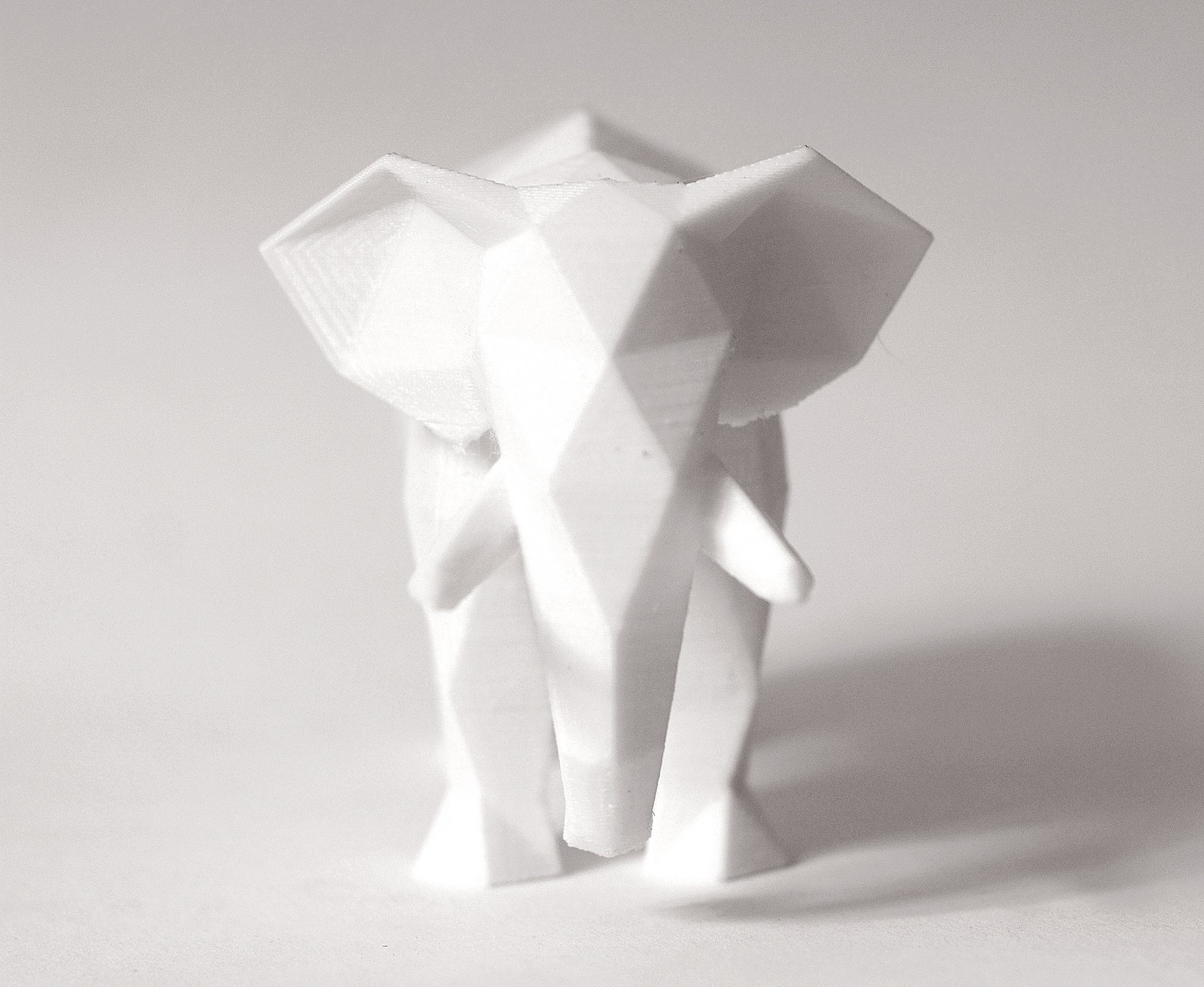 poly éléphant art sculpture pinshape l'intérieur mobilier statuette animal moderne statue géométriques figurine jouet facettes décor bureau l'éléphant low 3D print model - Mito3D