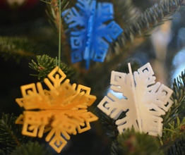 mkrclub snowflake - 3-part tree ornament decoration pinshape decorations snowflake-ornament christmas 3d print model - Mito3D