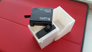gopro hero 4 battery case pinshape holder battery-tray box gopro4 3d print model - Mito3D