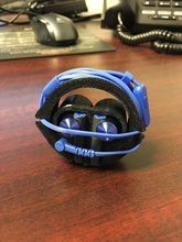 headphone earbud holder pinshape 3d-design 3d print model - Mito3D
