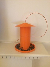 simple bird feeder pinshape 3d-design 3d print model - Mito3D