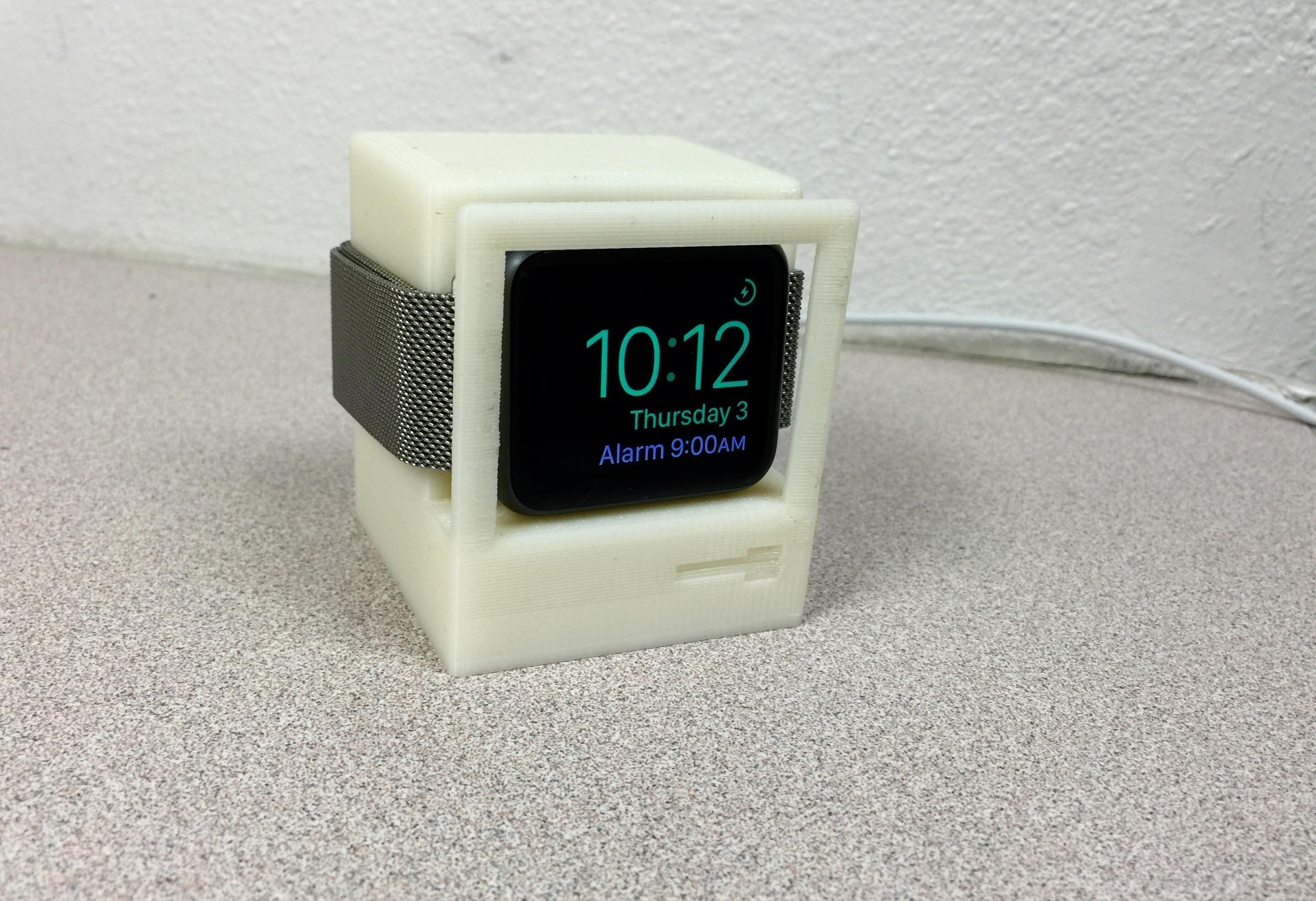 classic stand pinshape classic-apple-mac retro watch charging dock apple-watch apple 3D print model - Mito3D