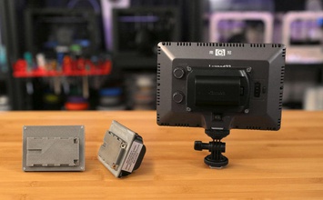 battery adapter luxpad22 led panel pinshape 3d-design 3d print model - Mito3D