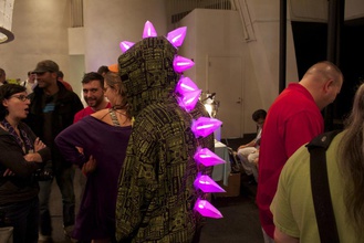 dinossauro stegosaurus traje picos led halloween pinshape 3d design 3d print model - Mito3D