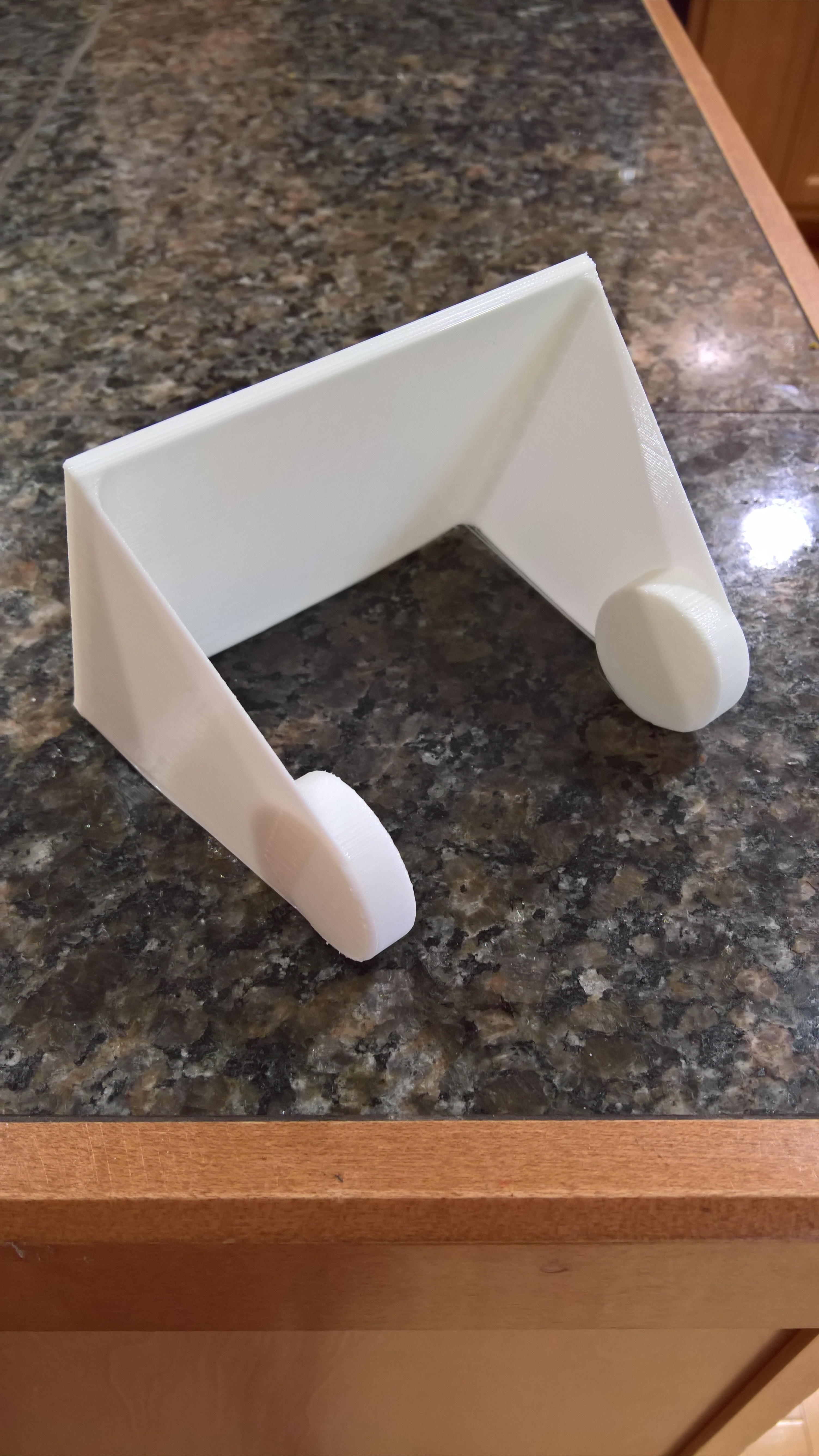 simple toilet paper holder pinshape toilet-paper 3D print model - Mito3D