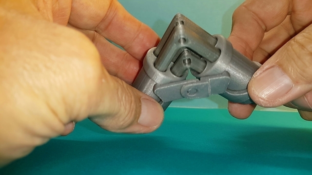 articulación koenigs variante hacha ángulo fijo pinshape Diseño 3d 3D print model - Mito3D