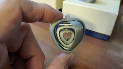 coeurs tournants li - turning hearts pinshape 3d-design 3d print model - Mito3D
