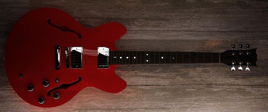 guitarra gibson pinshape Diseño 3d 3d print model - Mito3D