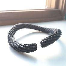 twisted bracelet pinshape jewerly bracelets 3d print model - Mito3D