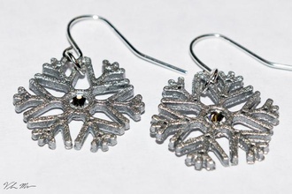 snowflake earrings pinshape jewelry 3d print model - Mito3D