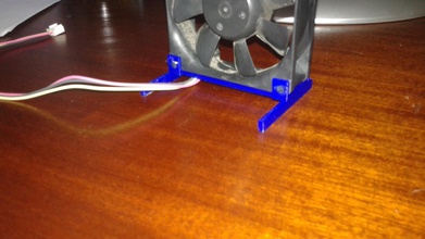 80mm fan stand pinshape fumes soldering computer-fan 3d print model - Mito3D